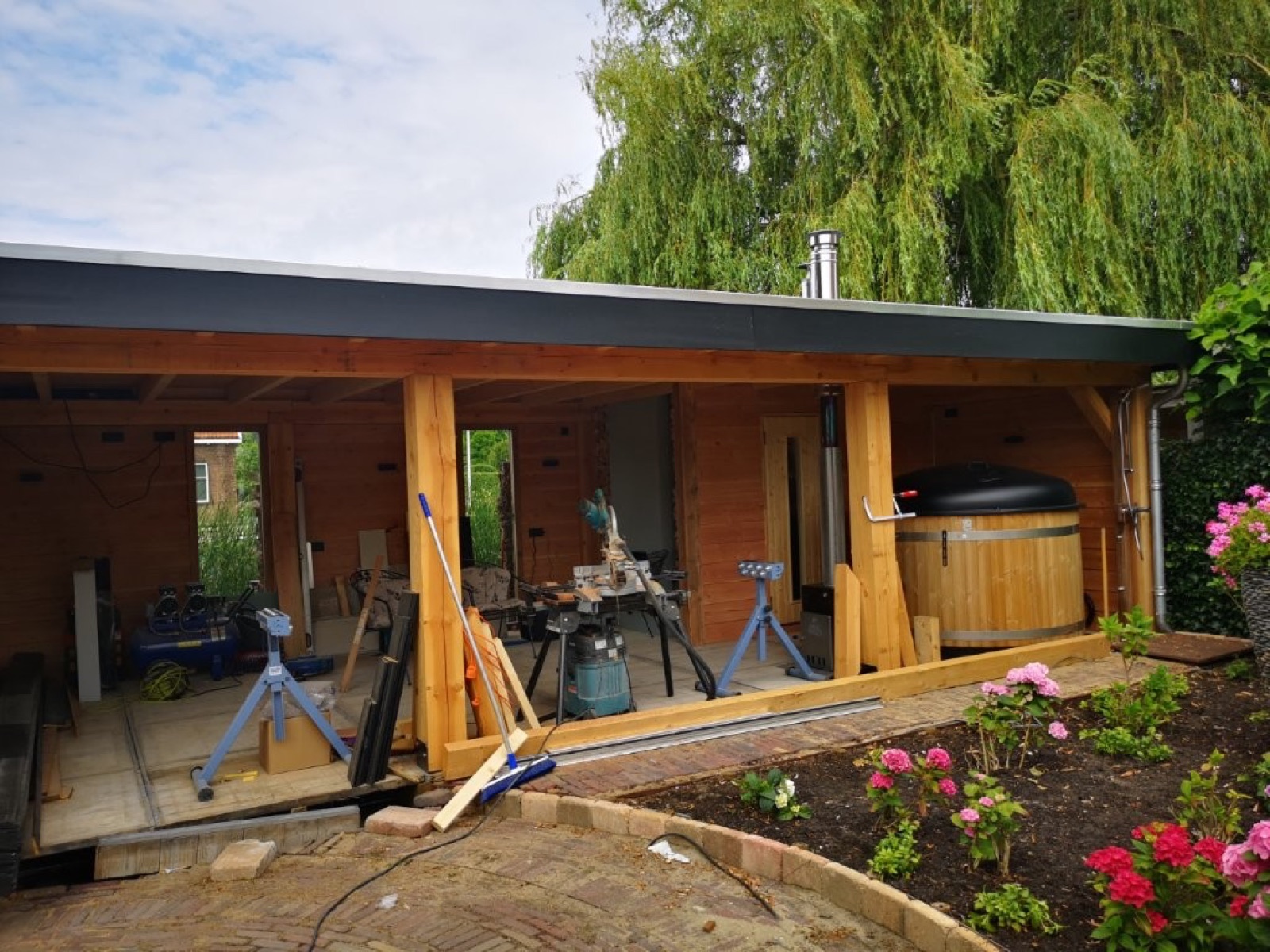 Hut Jim, Nieuwbouw in Reeuwijk