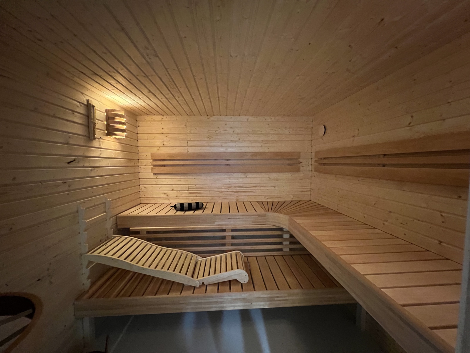 Sauna Bas, Verbouw in Rotterdam